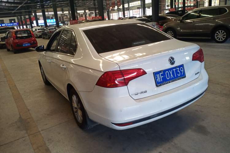 Used Volkswagen Bora 2016 1.6L Automatic Fashion Model
