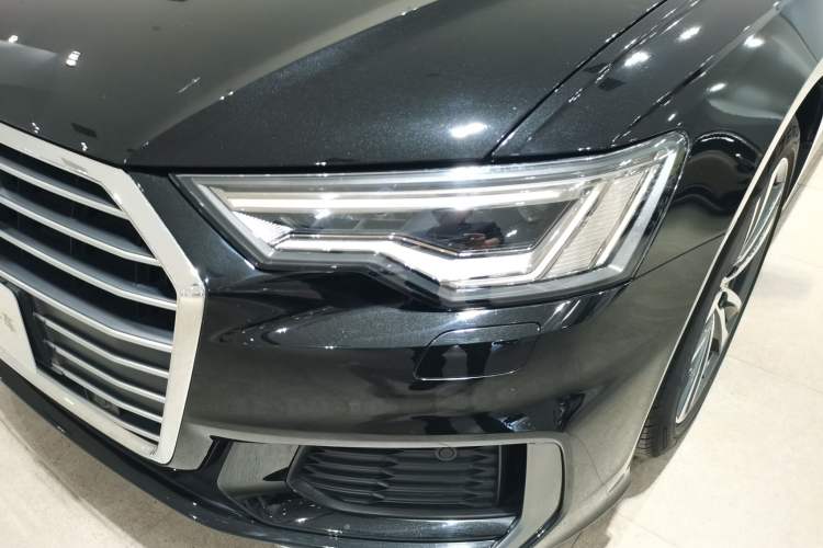 Used Audi A6L 2019 40 TFSI Luxury Dynamic Model
