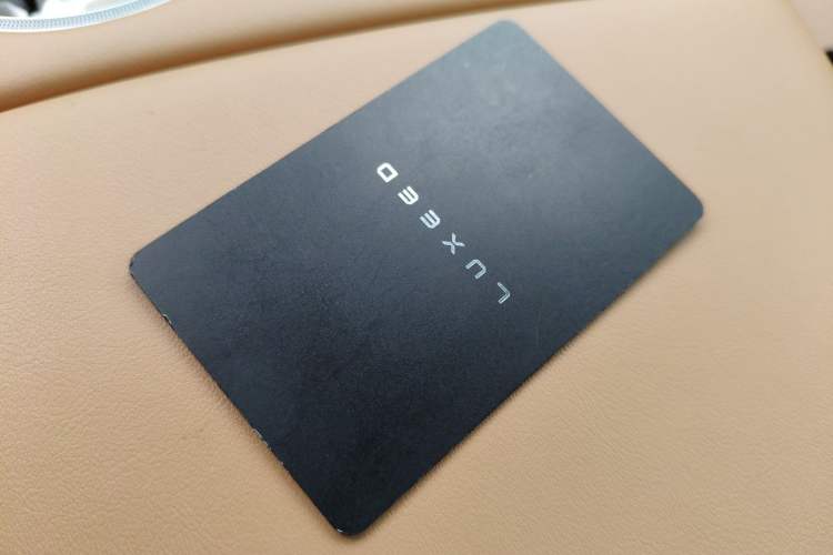 Used Hima Luxeed R7 2024 All-Electric 667 km Max
