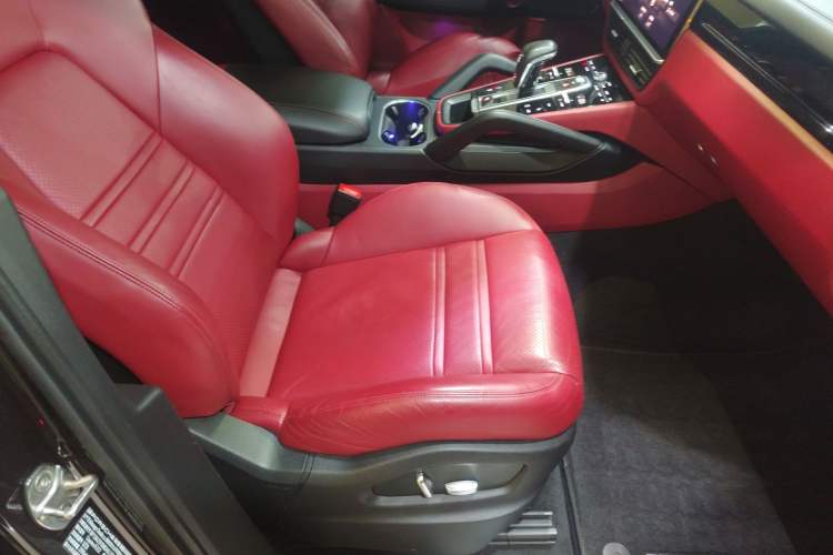 Used Porsche Cayenne 2019 Cayenne Coupé 3.0T
