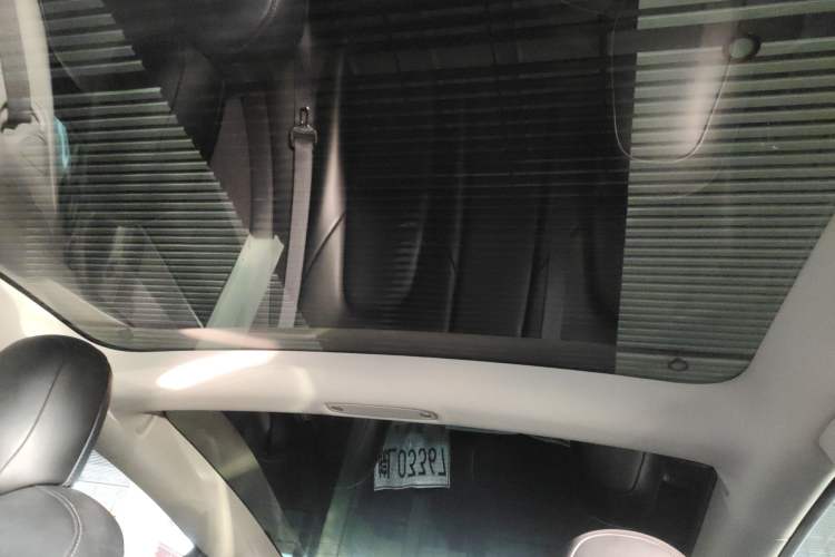 Used Tesla Model 3 2019 Standard Range Rear-Drive Upgraded Version
