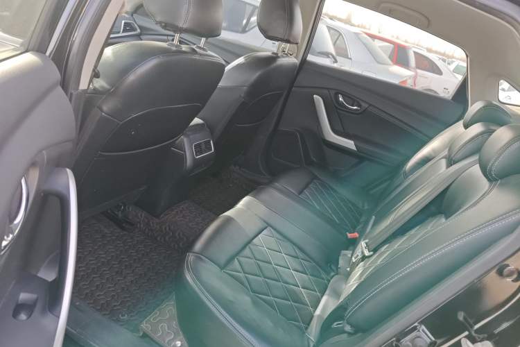 Used Venucia T90 2017 2.0L Manual ChenShang Edition
