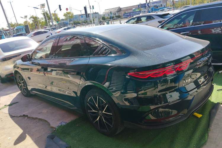 Used BYD Han 2022 EV 610 km All-Wheel-Drive Qianshan Cui Limited Edition
