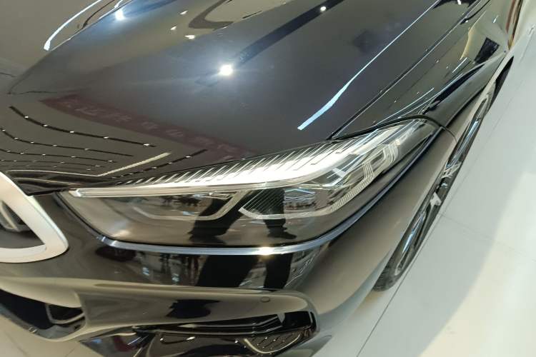 Used BMW 8 Series 2022 840i Four-Door Coupe M Sport Package