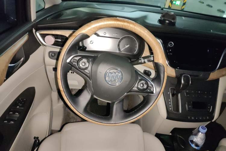 Used Buick GL8 2018 ES 28T Comfort Model China VI Standard