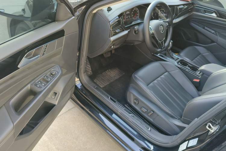 Used Volkswagen Passat 2020 280TSI Business Edition China VI Standard
