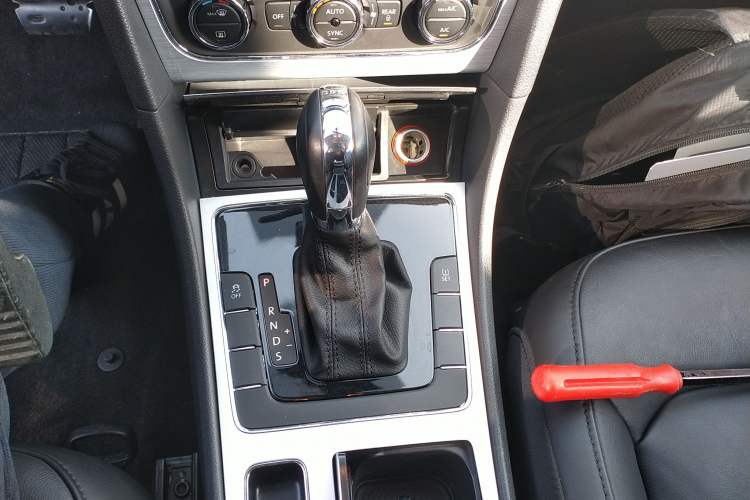 Used Volkswagen Passat 2014 1.8TSI DSG Prestige Edition
