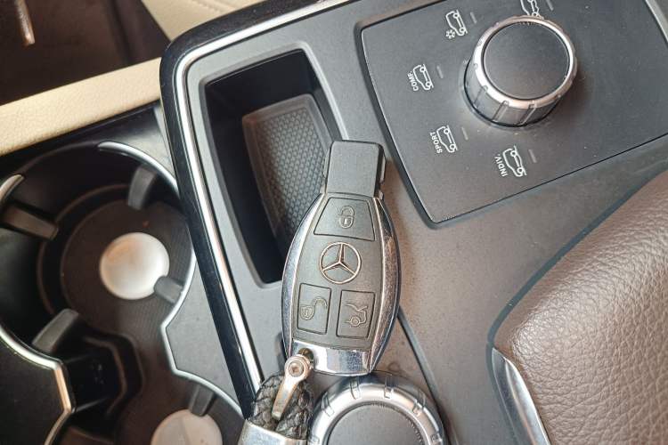 Used Mercedes-Benz GLE 2017 GLE 320 4MATIC Dynamic Model
