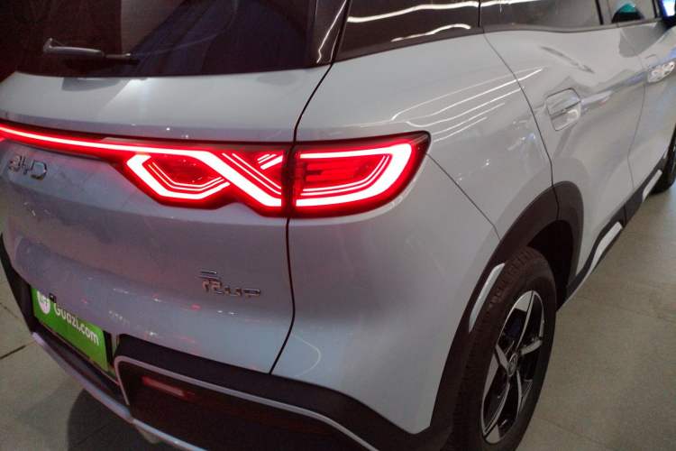 Used BYD Yuan UP 2024 401KM Leading Edition