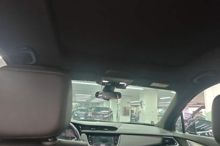 Used Cadillac XT6 2021 28T Six-Seater Fashion Edition
