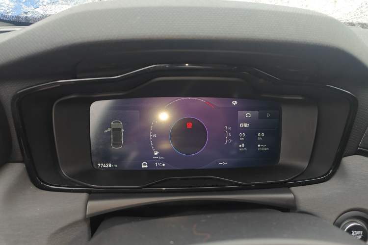 Used Lynk & Co 03 2021 2.0TD Automatic Trendy Champion Edition
