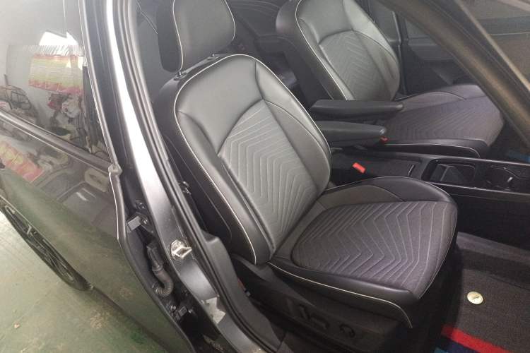 Used Volkswagen ID.3 2024 Outstanding Edition
