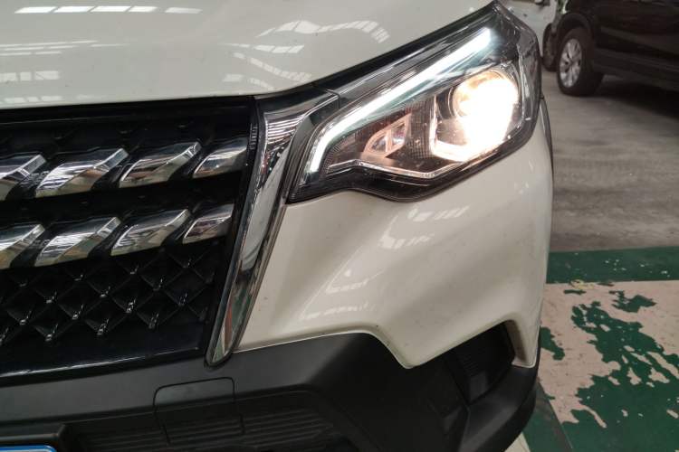 Used Venucia T70 2020 2.0L CVT Elite Edition China VI Standard
