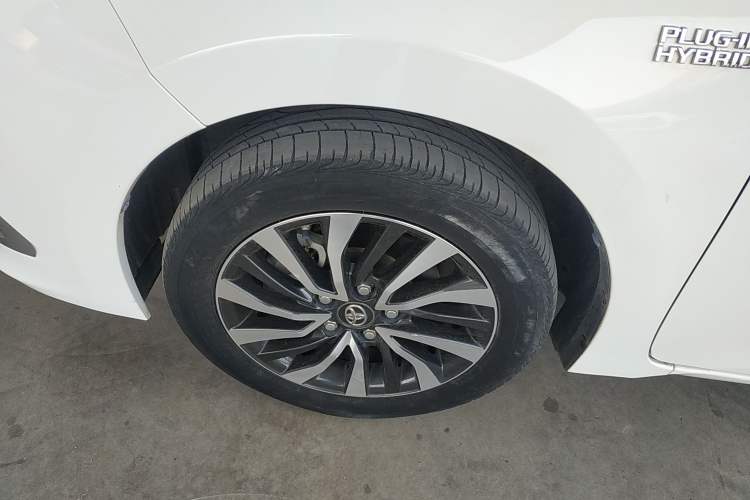 Used Toyota Corolla Hybrid E+ 2019 1.8L E-CVT Leading Edition
