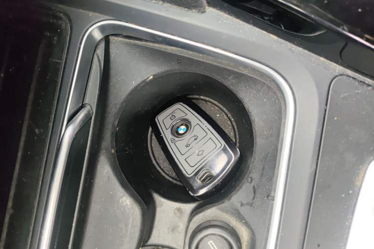 Used BMW 3 Series 2017 320Li Fashion Model
