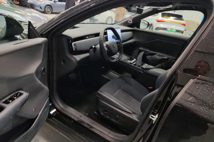 Used VOYAH COURAGE 2024 Four-Wheel Drive Global Edition
