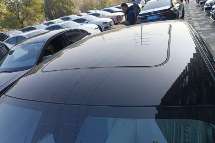 Used Lynk & Co 07 2024 EM-P 126 Long-Range Halo
