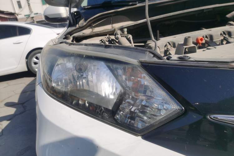 Used Honda Vezel 2016 1.8L CVT Front-Wheel Drive Pioneer Edition