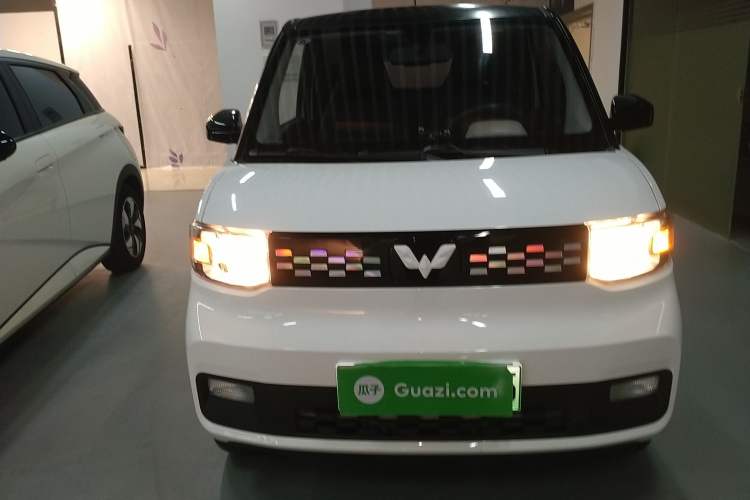 Used Wuling Hongguang MINIEV 2021 Macaron Premium Model – Lithium-NMC