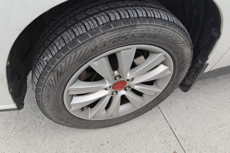 Used Haval H2 2016 Red-Label 1.5T Manual Two-Wheel Drive Luxury Model