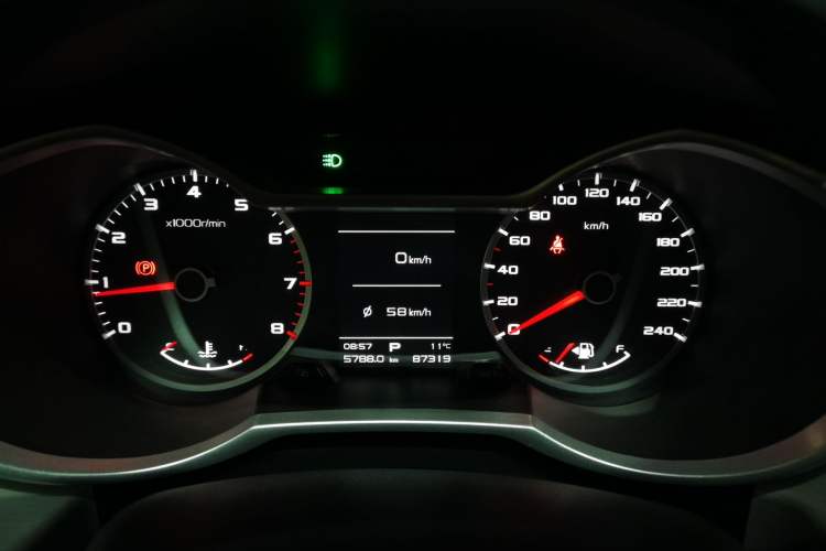 Used Geely Auto Emgrand X7 Sport 2018 1.8TD Automatic Two-Wheel Drive Zhiya Model