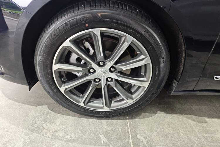 Used Buick LaCrosse 2022 652T Luxury Version
