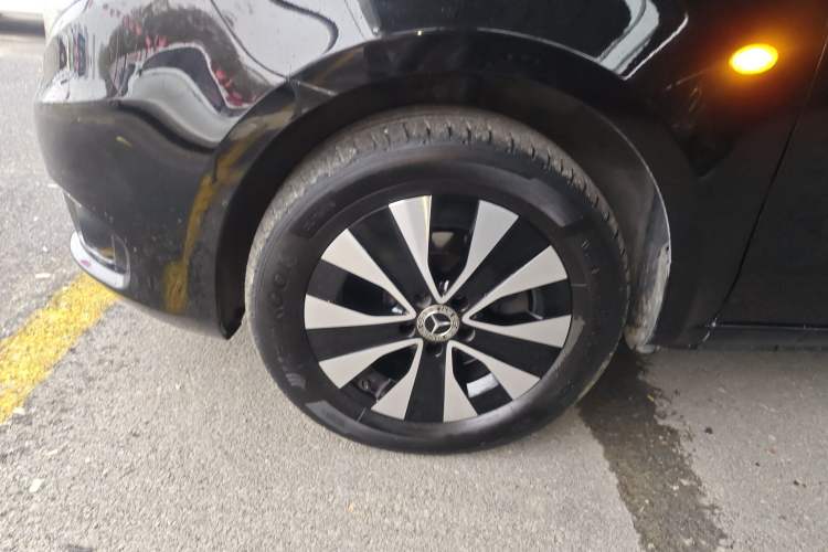 Used Mercedes-Benz Vito 2023 2.0T Elite Version 7 Seats