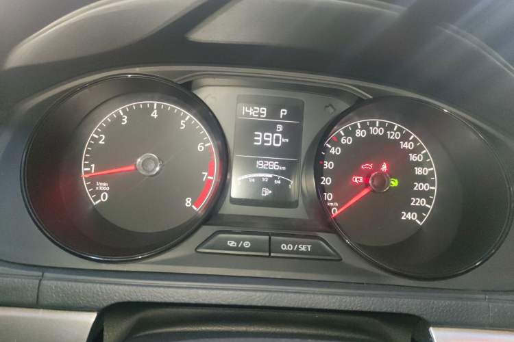 Used Volkswagen Lavida 2019 Lavida Start 1.5L Automatic Trendy Version China VI Standard
