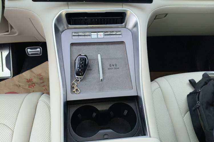 Used Denza N9 2025 Flagship Model