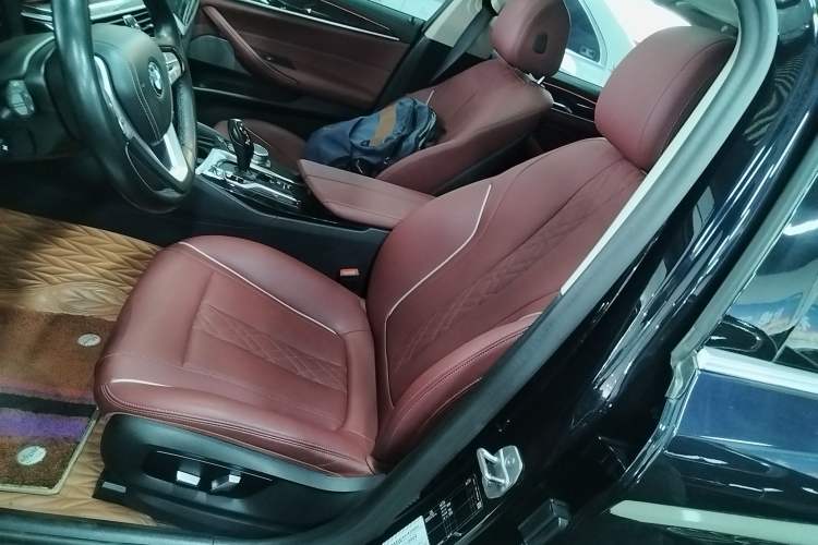 Used BMW 5 Series 2021 Updated Version 525Li Luxury Package
