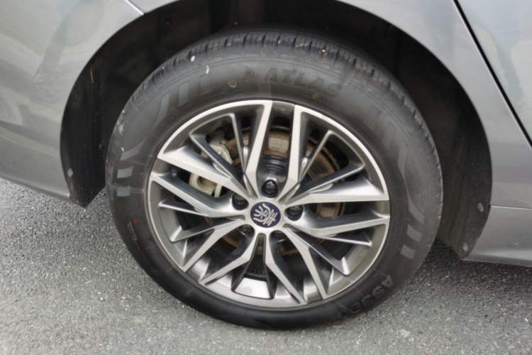 Used BYD Qin PLUS 2021 DM-i 55KM Flagship Model
