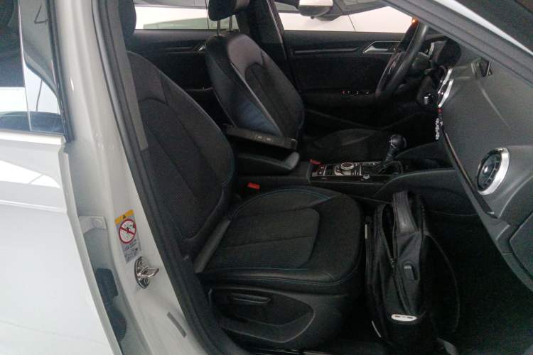 Used Audi A3 2017 Sportback 35 TFSI Fashion Model
