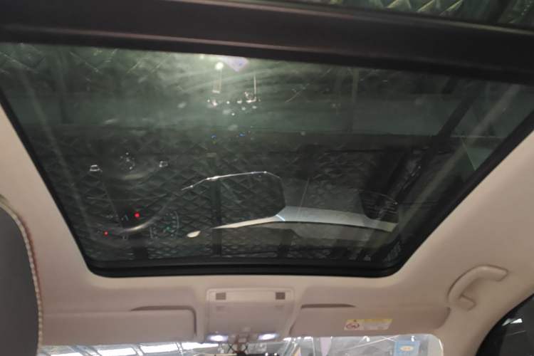 Used Volkswagen Tayron 2020 330TSI Two-Wheel Drive Luxury Smart Connectivity Version
