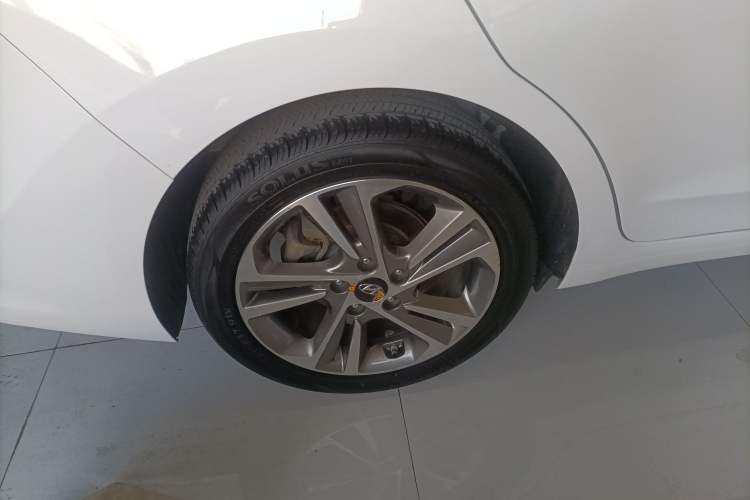 Used Hyundai Elantra 2016 1.6L Automatic ZhiXuan – Elite Version