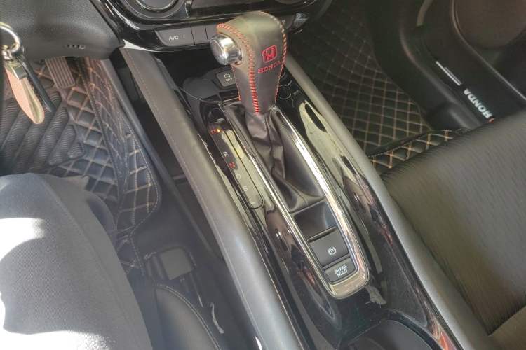 Used Honda Vezel 2020 1.5L CVT Pioneer Edition