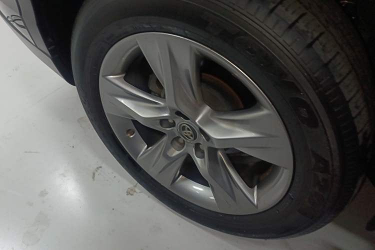 Used Toyota Highlander 2018 2.0T Four-Wheel Drive Prestige Version 7 Seats China VI Standard
