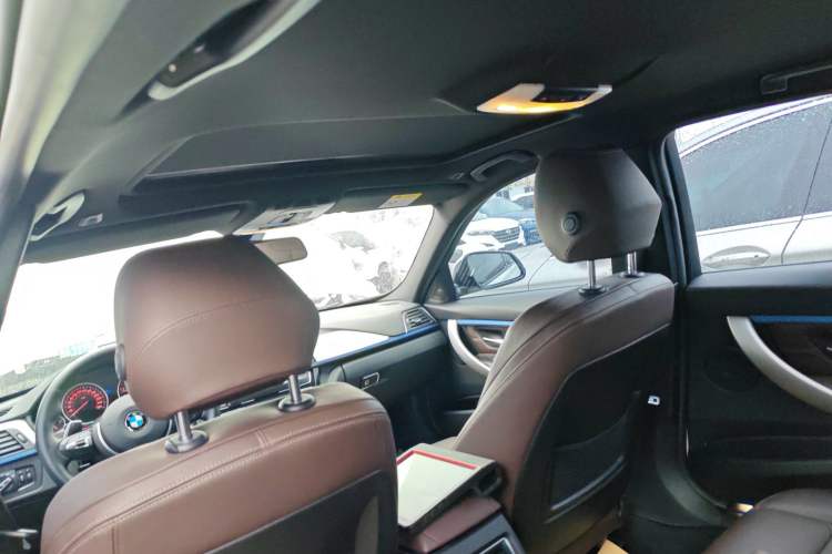 Used BMW 3 Series 2019 320i M Sport Package
