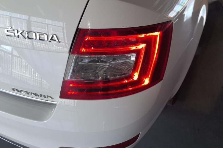 Used Skoda Octavia 2015 1.6L Automatic Yijun Edition