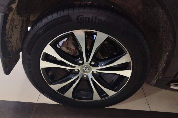 Used Toyota RAV4 2015 2.5L Automatic 4x4 Elite Edition
