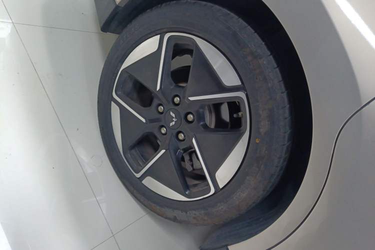 Used Wuling Xingguang 2024 Co-Creation Edition 510 Advanced Model