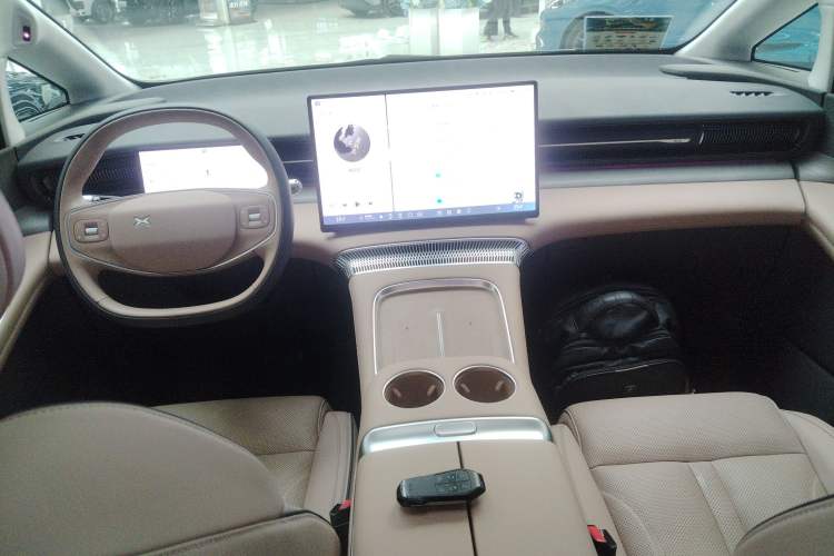 Used XPeng X9 2025 740 Ultra-Long Range Max