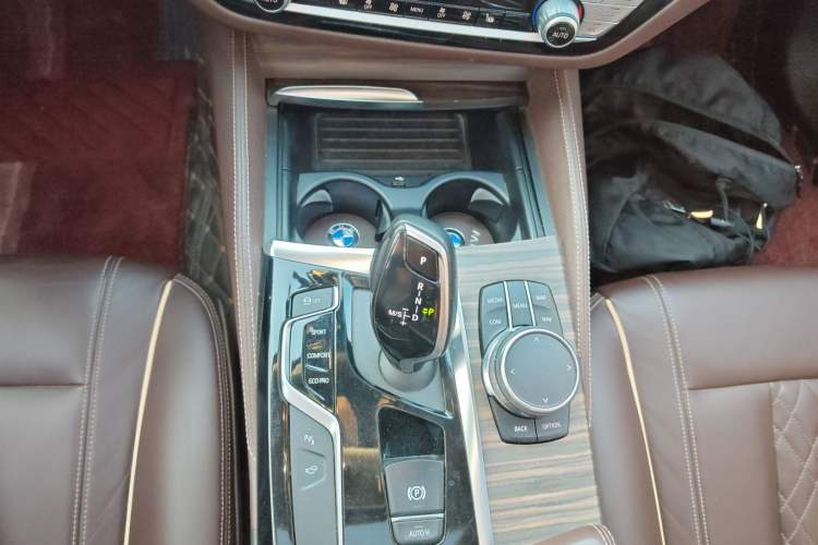 Used BMW 5 Series 2018 Facelifted 530Li xDrive Luxury Package
