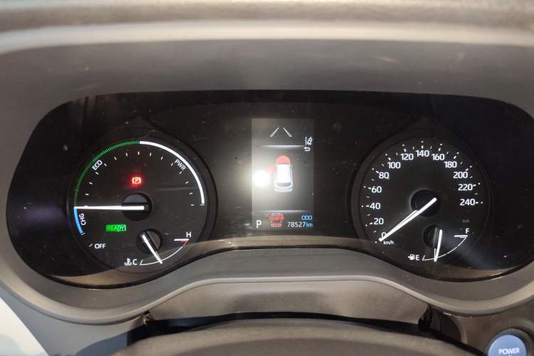 Used Toyota Granvia 2023 2.5L Hybrid Luxury Edition
