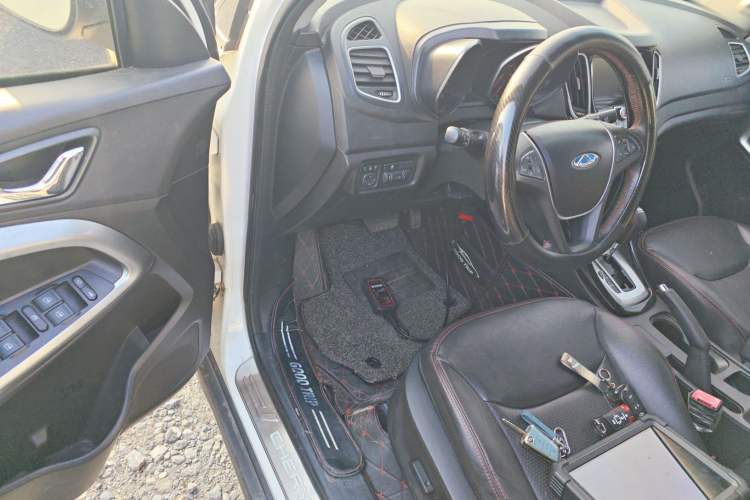 Used Chery Tiggo 5 2014 2.0L CVT Family Deluxe Edition
