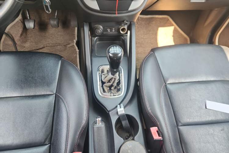 Used Changan CS35 2014 1.6L Manual Luxury Model China IV Standard
