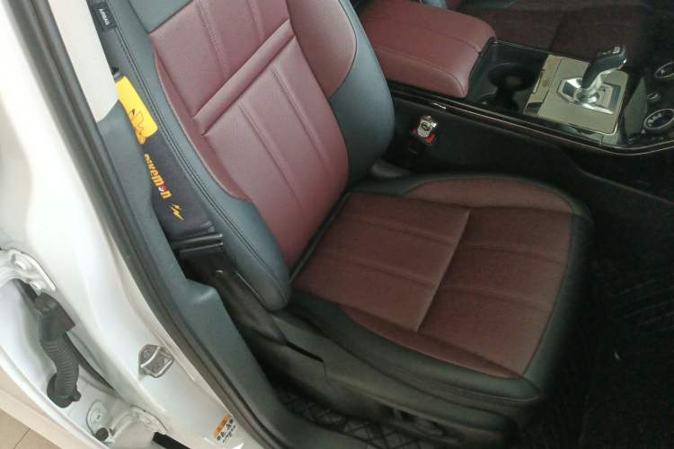 Used Land Rover Range Rover Evoque 2022 Aurora L 249 PS R-Dynamic Luxury Edition