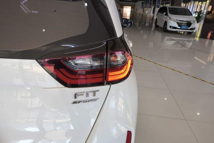 Used Honda Fit 2021 1.5L CVT Trendy Run Pro Edition