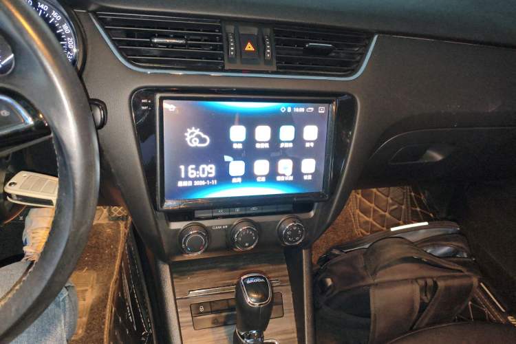 Used Skoda Octavia 2017 1.6L Automatic Smart Drive Edition
