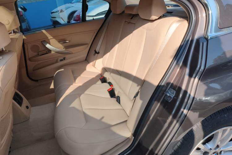 Used BMW 3 Series 2014 320Li Fashion Model
