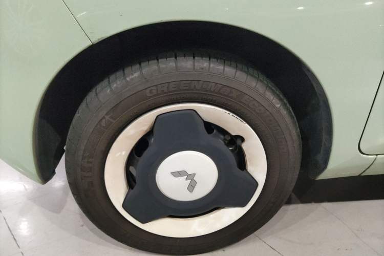 Used Wuling Hongguang MINIEV 2021 Macaron Sandwich Model 170 km Lithium Iron Phosphate